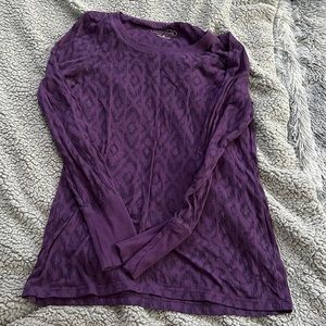 Medium Maurice’s long sleeve purple shirt